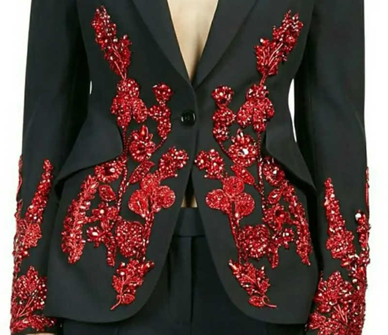 الدعاوى النسائية الحديثة مطرز  - مراجعة Womens Blazer وسعره