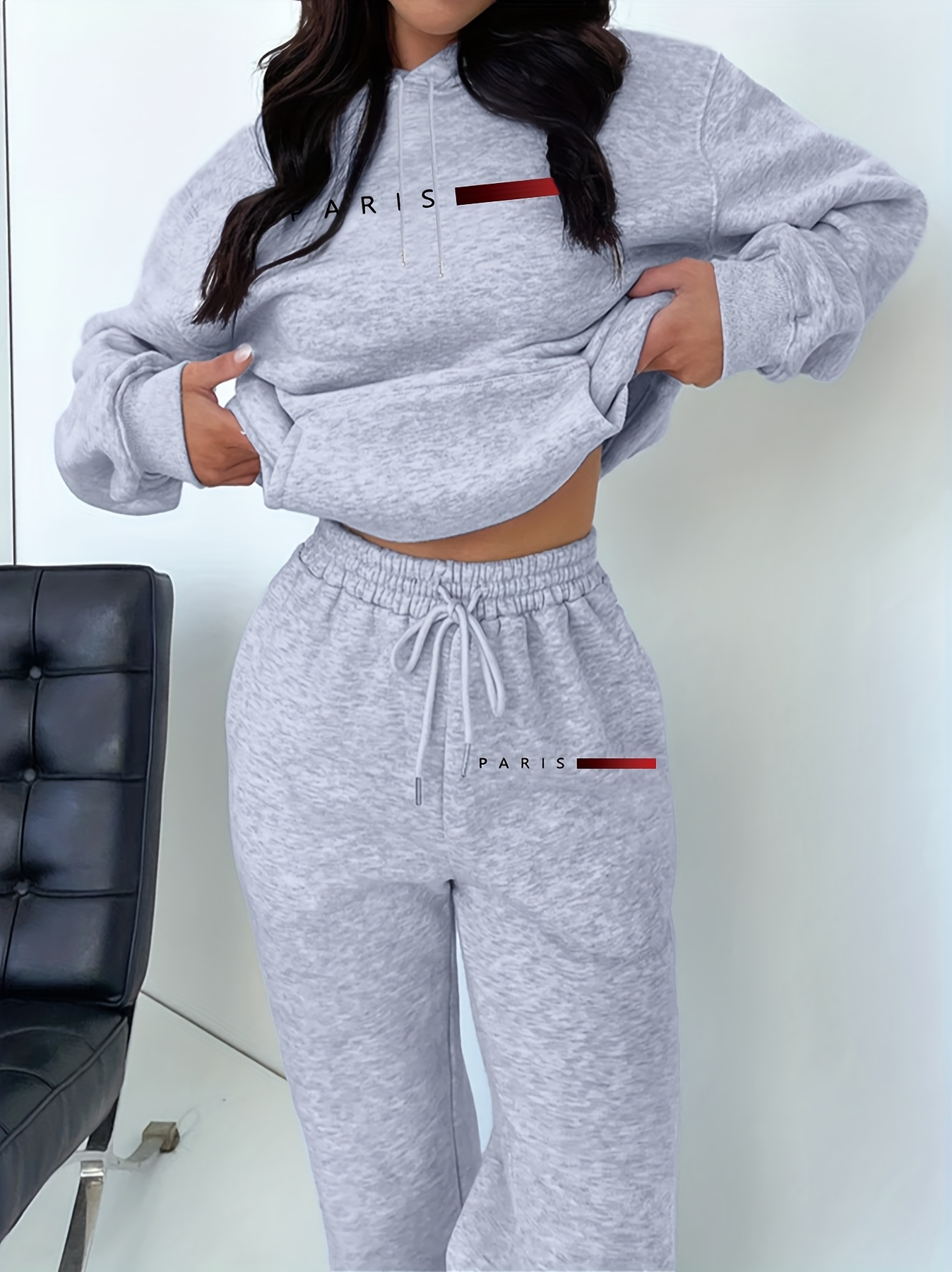مجموعات نسائية جديدة: هودي وبن - مراجعة Womens Suit وسعره