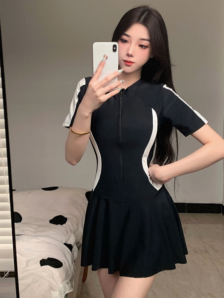 2026 جديد ملابس سباحة نسائية م - مراجعة Womens Suit وسعره
